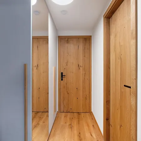 Corso-5 By Interhome Appartement